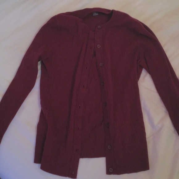 Burgundy Eddie Bauer Cardigan - Picture 4 of 5